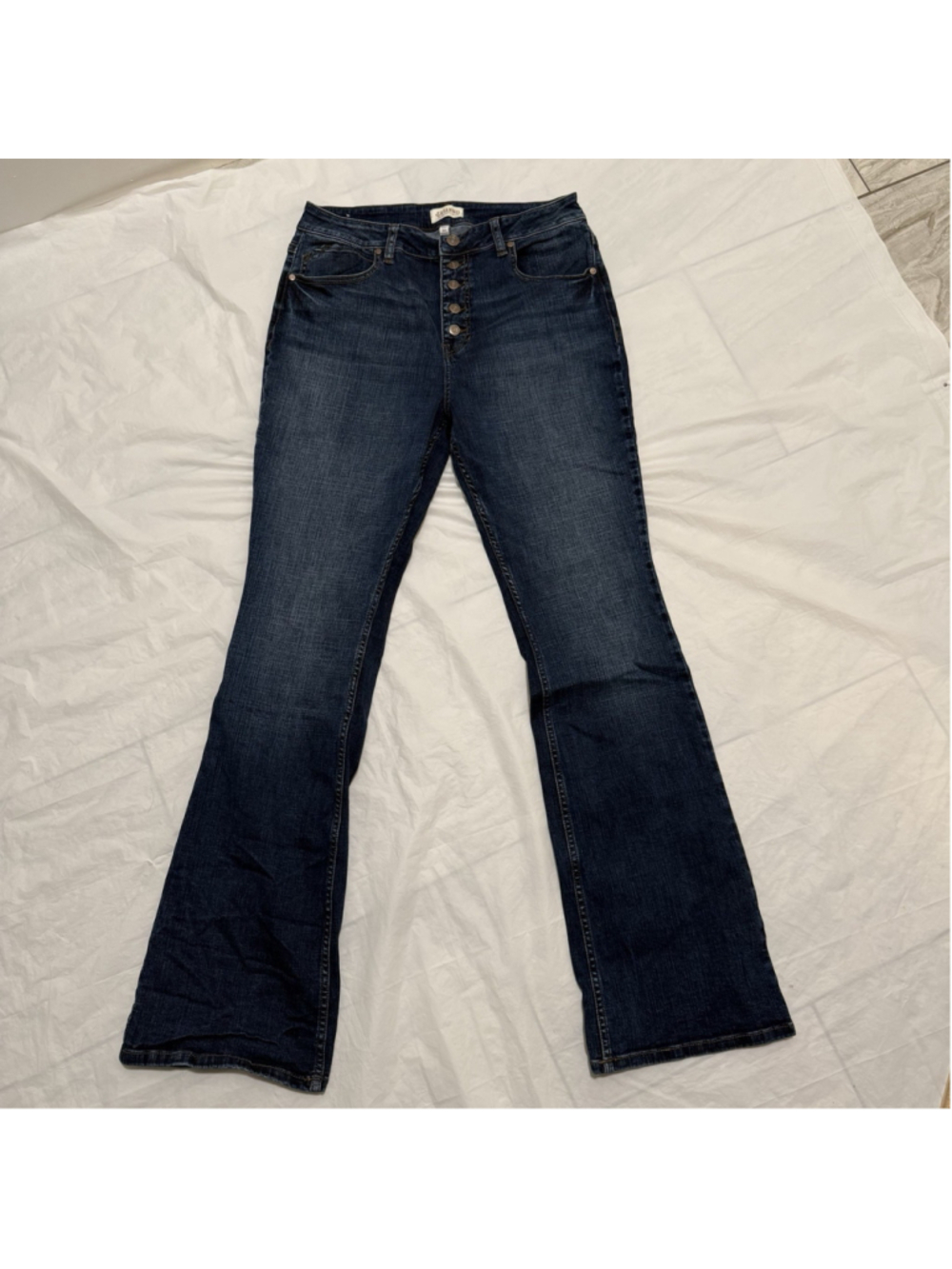 Shyanne Bootcut Denim Jeans Button Fly Size 32 Western Rodeo Country Ranchwear